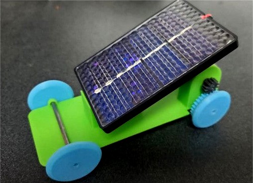 Toy Solar Car by papajohnfuller