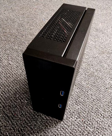 Alternative FrontCover for Chieftec IX-01B IX-03B or Inter-Tech ITX-601 ITX-603 by DanAndersen