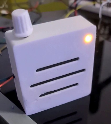 Speaker box for Arduino and other electronic projects. PAM8403 Compatible by ausbradr