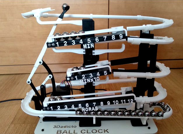 Ball Clock 3D printed by 3Dadicto