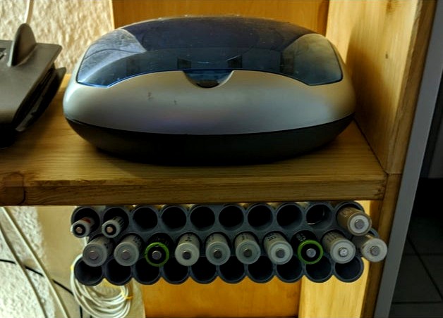Mountable Battery Storage by blkhawk
