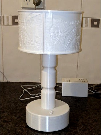 RGB LED Lithophane Lamp by iDIY_Down_Under