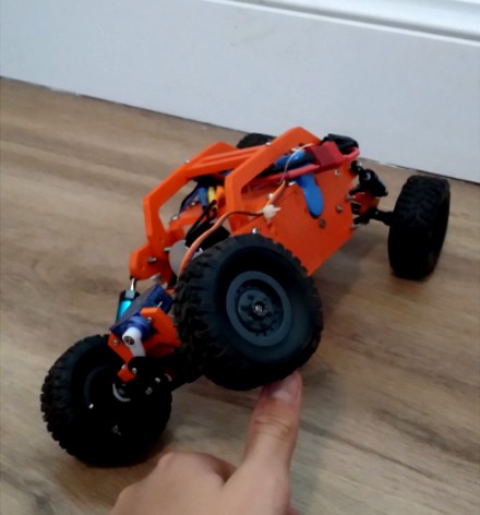 R/C Micro Crawler by MindsCombind