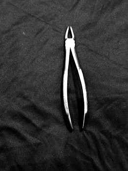 Extracting Forcep