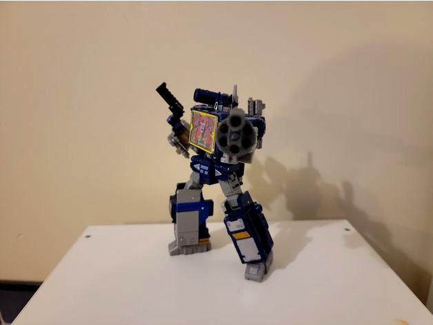 Transformers - Revolver Series  by firetox