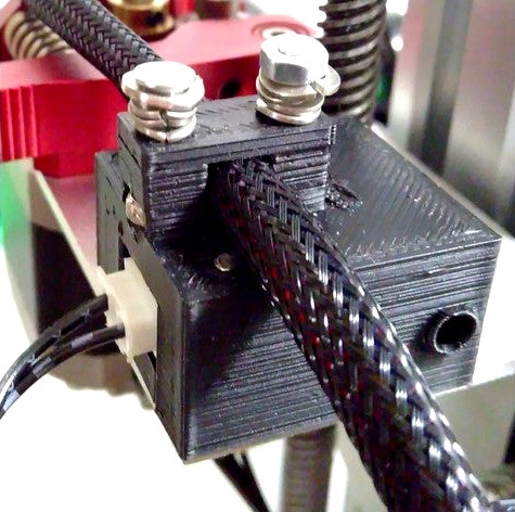 Filament sensor for Creality CR-10 / Filamentsensor für Creality CR-10 by LinuTec
