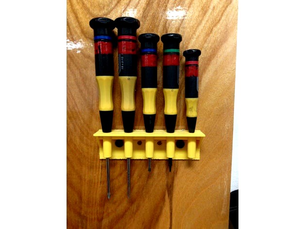 Small screwdriver holder by DigiFabHardWare