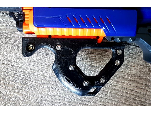 Hera styled Frontgrip for Rapidstrike (or other blasters) by Z0r4n