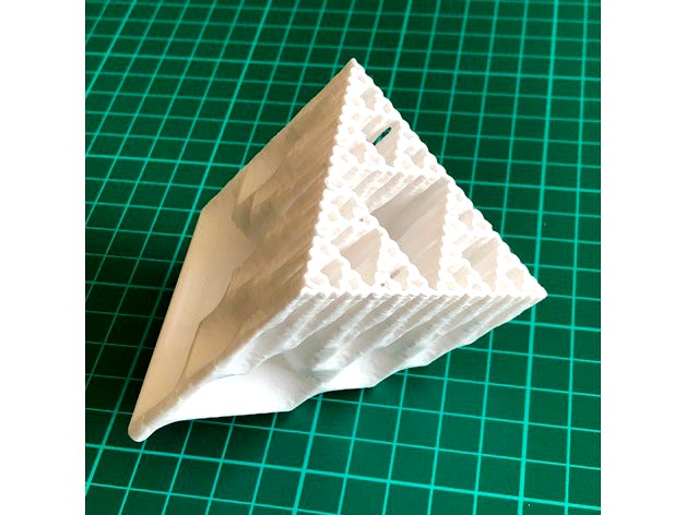 Sierpinski Evolution by alpheccar