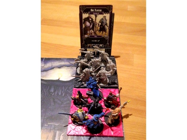 Guard holder For massive darkness/Zombicide Black plague by Tranchetalon