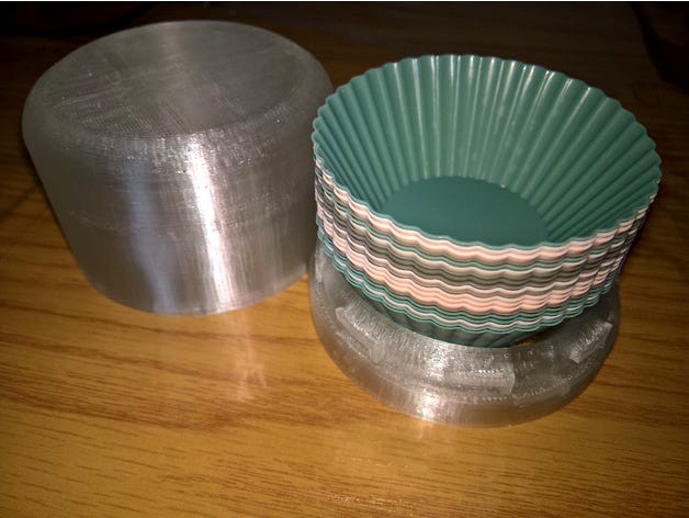 Cupcake or muffin silicone mould container by gameoffuture