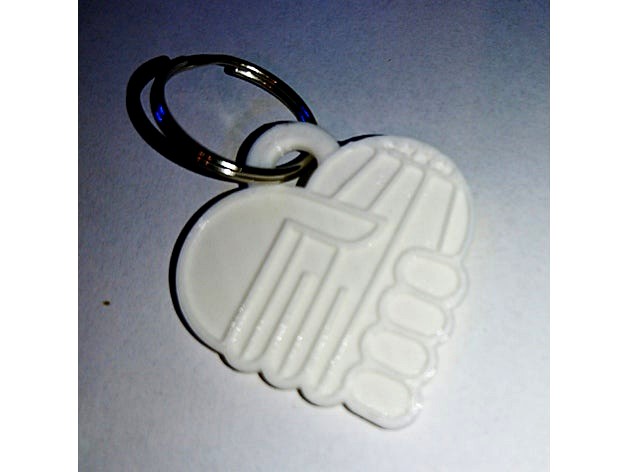 E-Nable hart keychain by SandraDermisek