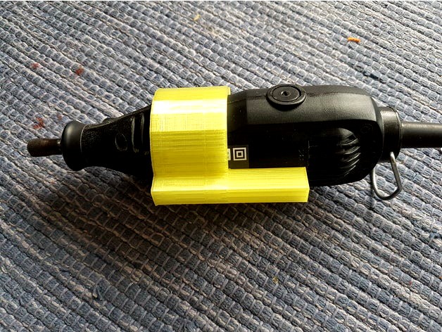 Horizontal lathe support for Dremel 395 by Supe001