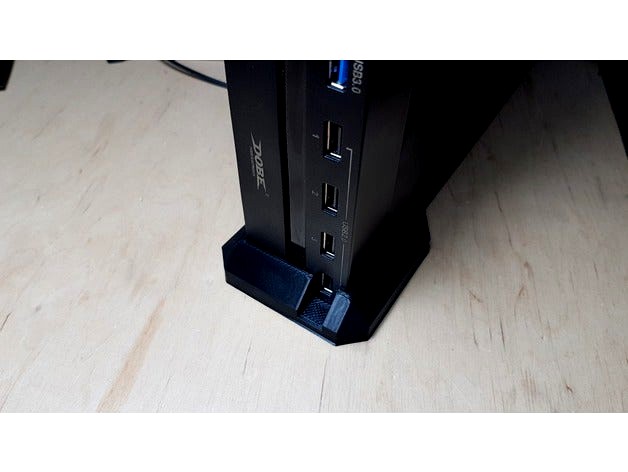 PS4 Vertical Stand (with USB-Hub-Option) by formateins