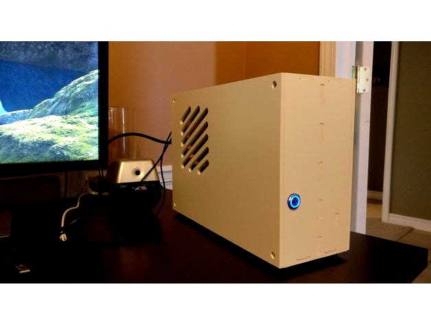 HeroicMoose Mini-ITX case - full size graphics card  by HeroicMoose