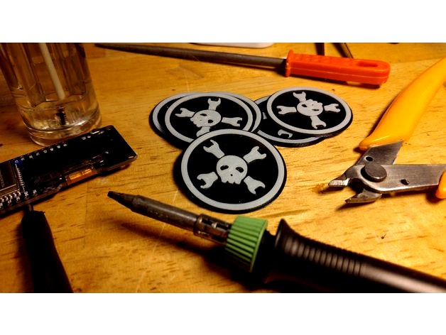 Hackaday badge by vindolin
