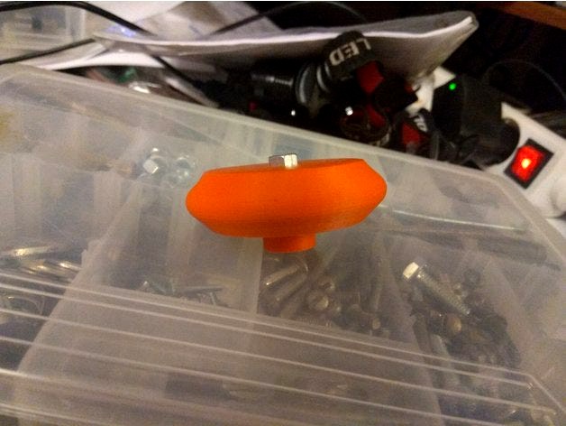 Cover Handle for Nut 8mm by Diodmag