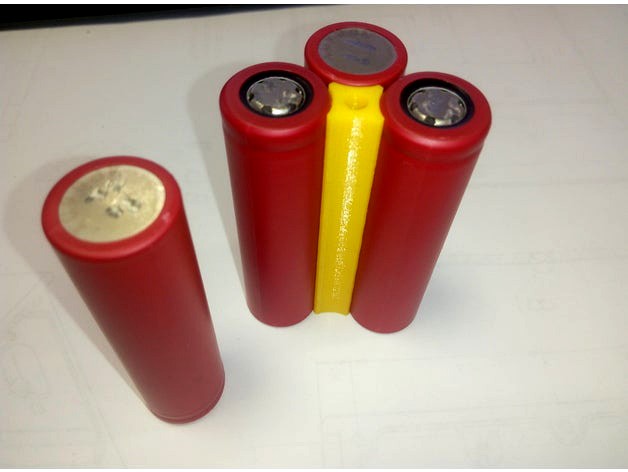 18650 Spacer by Dronnn