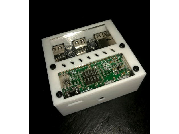 Case for Raspberry Pi Zero + Pi Zero USB Docking Hub by Xav987