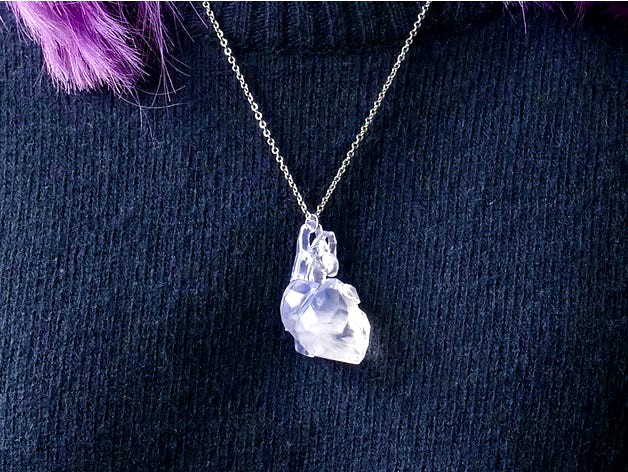 Low Poly Heart Necklace by VECTARY