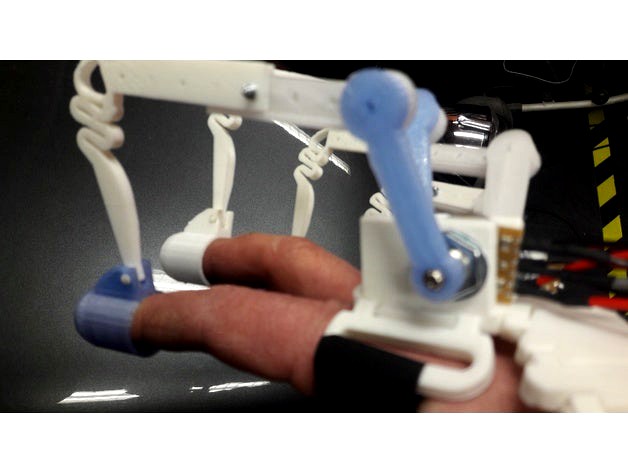 potentiometer servo controller glove by Hatsyflatsy