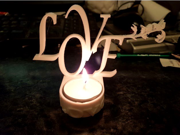 Valentines Tealight Holder by StringyMcStringface