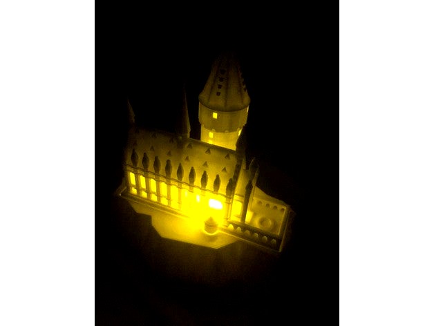 Harry Potter Hogwarts Castle Lamp by thebookwarrior