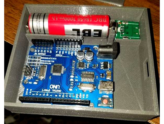 Arduino Uno case plus battery and buck/boost by wimberleytech