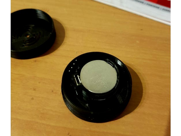 iBeacon CR2032 case by soil