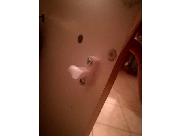 door holder by skillakt