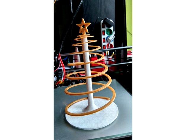 Christmas tree by malpiszon