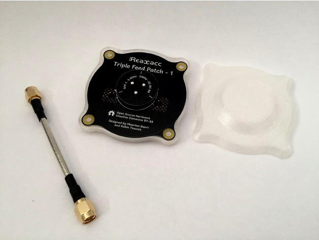 Triple Feed Patch Antenna Housing by Motombo