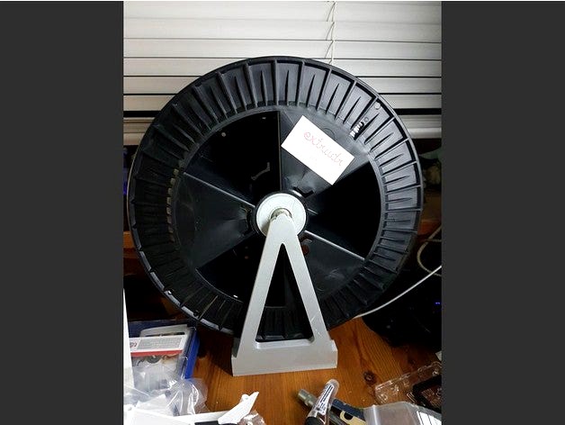 Spool Holder by jeracom