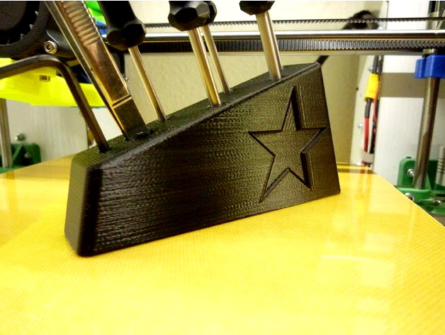 Screwdriver Tools Stand  by Hackbert