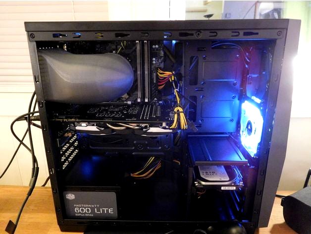 Cold air intake for CPU cooling. by tahustvedt