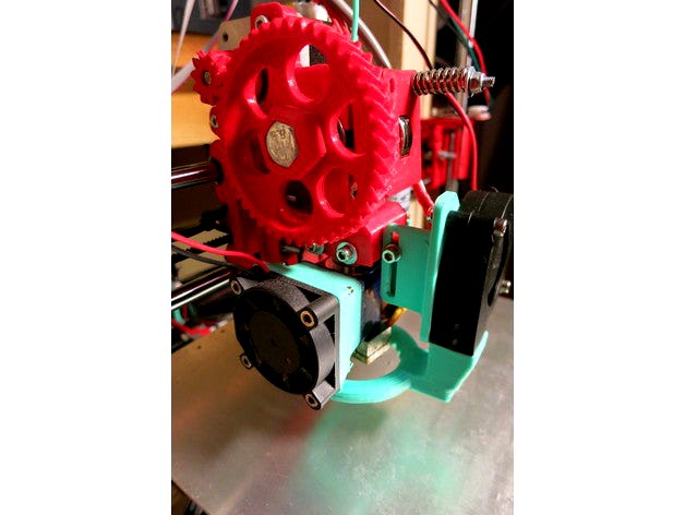 Wades Extruder Radial Fan Mount by Banan_Luke