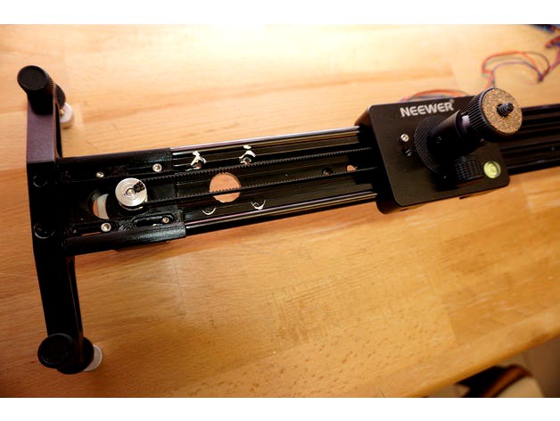 Arduino controlled motorized NEEWER camera timelapse slider by spelli