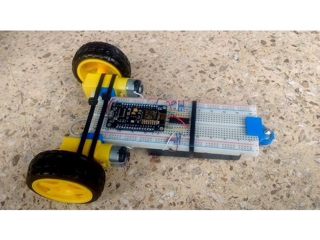 Breadboard Vehicle by sinaptec