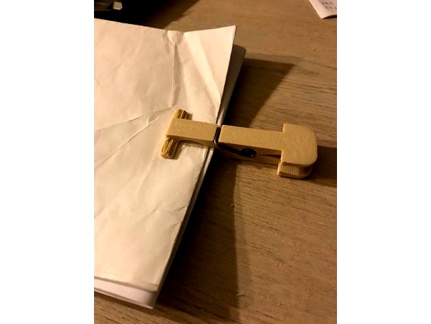 pince à papier by micmac2a