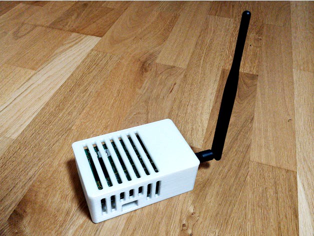 iC880a Raspberry Pi case by berkutta