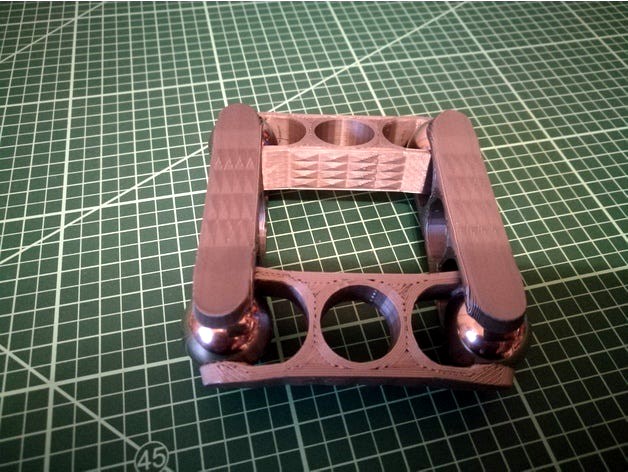 Ball Bearing Link Fidget toy. by Jimbotron