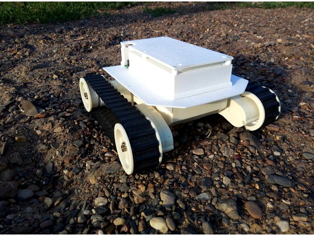 Robot platform based on DAGU Rover 5 by ghostaz