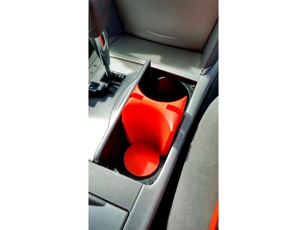 Toyota Camry - Cup Holder (large) 2010 by wepollock