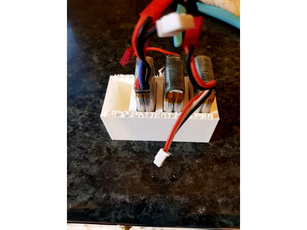 4 x 2s Lipo Battery Holder by StringyMcStringface