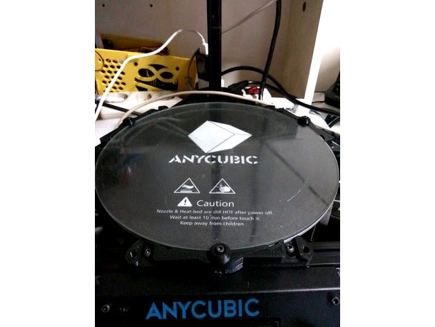 Anycubic Kossel Delta Plus heatbed mount by elcoyotex