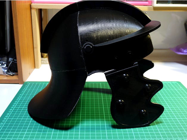 roman helmet by dennischen