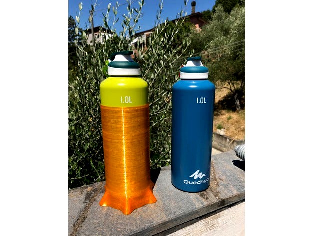 Water bottle stand by liftbag
