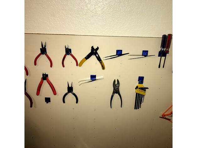 Tool Holder (Peg Board) by KevinKuwata