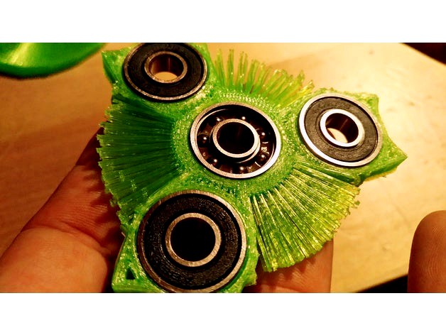 hairy fidget spinner by squiqui