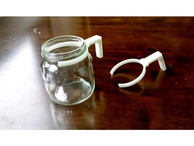 Clip handle for a baby food jar by matten79